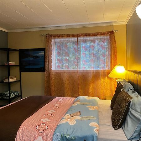 Beautiful Room Close Airport! YYC Eksteriør bilde